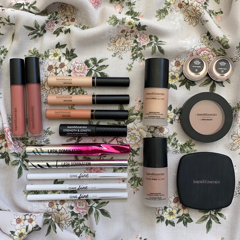 Huge bareMinerals Bundle